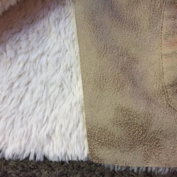 Bit & Bridle Faux Suede Vest Womens L Gently Used - Picture 8 of 11